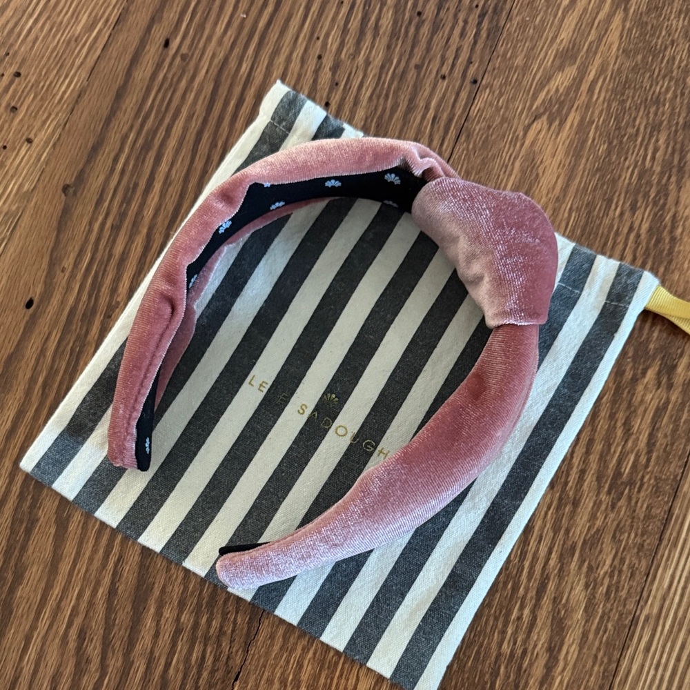 Lele Sadoughi Blush Velvet Knotted Headband